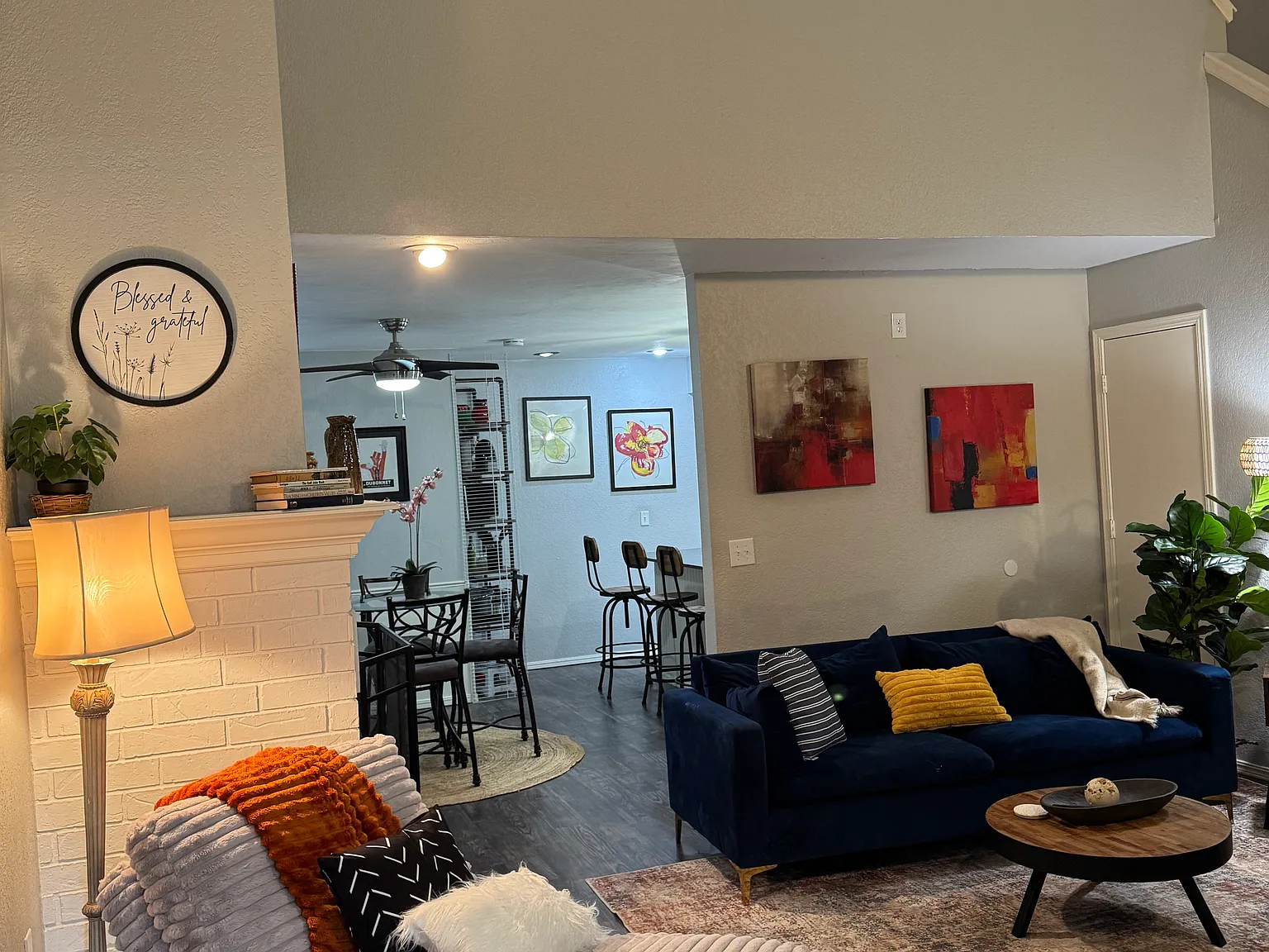2902 Village Cir — Photo 4