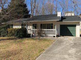 6822 Barkwood Rd, Knoxville, TN 37921