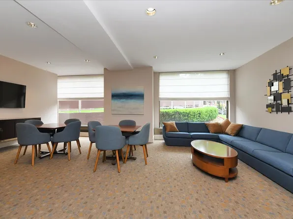 66-36 Yellowstone Boulevard image 14 of 19