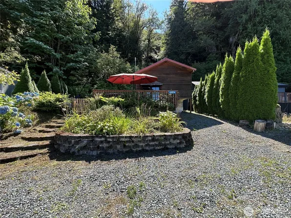 44894 Kloshe Trail, Concrete, WA 98237