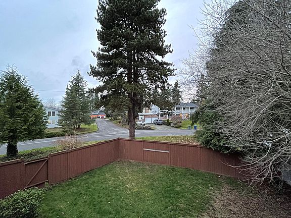 3rd image of 468 145th Pl NE