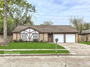 11319 Angelique Dr, Houston, TX 77065