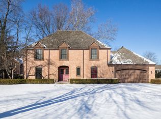 62 Coventry Rd, Northfield, IL 60093