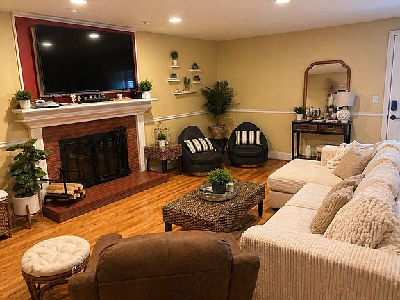 4th image of 6154 Carling Way