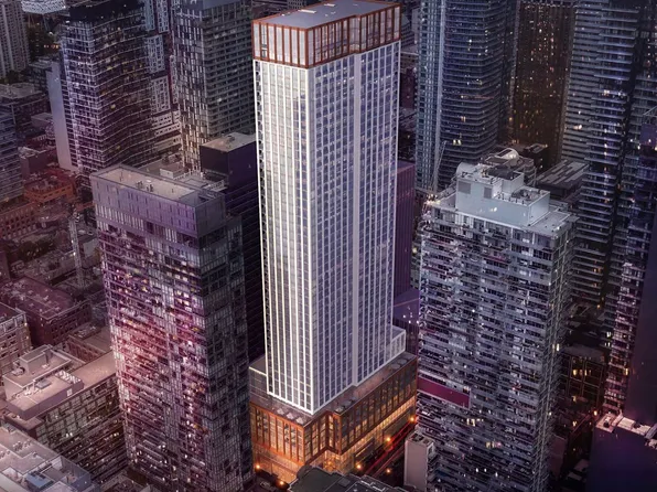 400 King St W, Toronto, ON