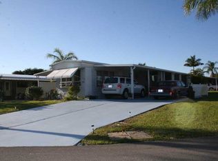 7198 SE Redbird Cir, Hobe Sound, FL 33455