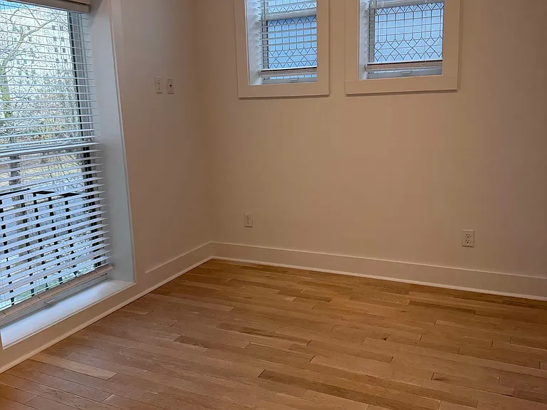 95 Troup St #5 — Photo 25