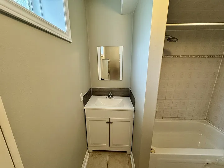 70 Knupp Rd #LOWER — Photo 14