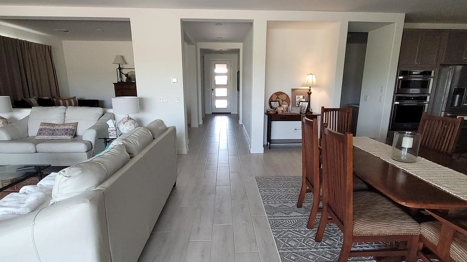 2 bed, 2.0 bath, 2078 sqft, $2,500 — Photo 3