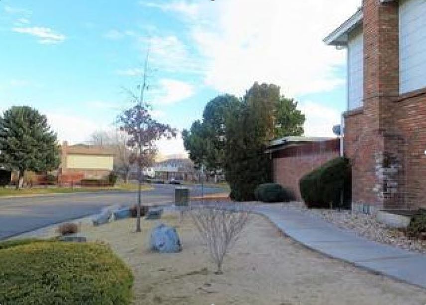 2nd image of 558 Smithridge Park