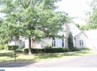 125 Hollybush Cir, Souderton, PA 18964