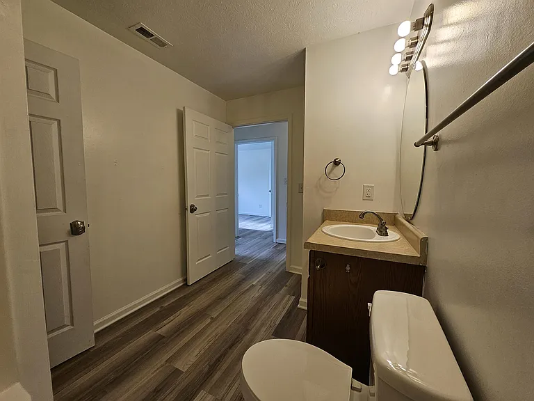 2341 Wheeler St — Photo 17