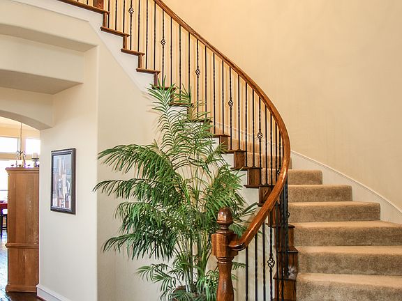 5th image of 4027 Bal Harbour Ln