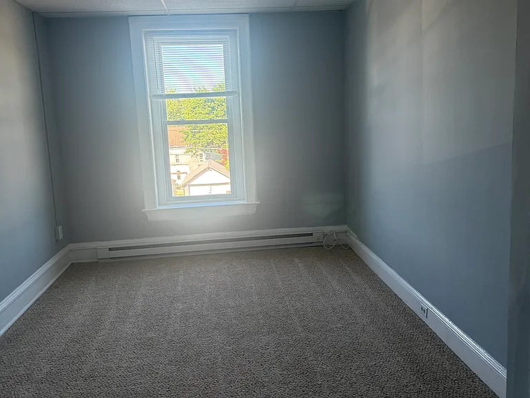351 Main St #2 — Photo 8