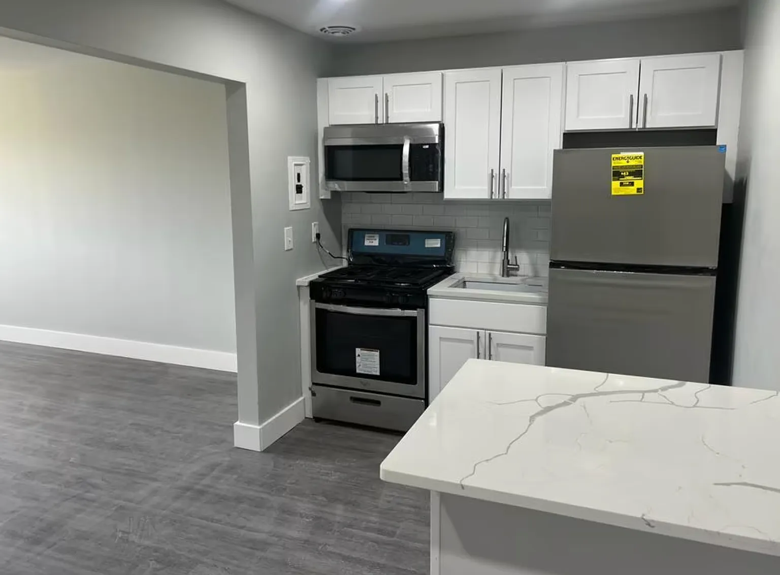 1 bed, $1,800 — Photo 2