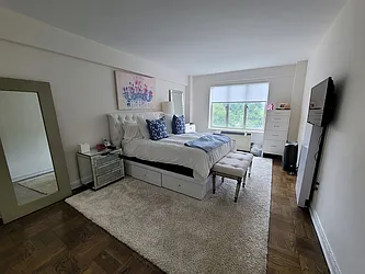 Rented by essential NEW YORK Real Estate