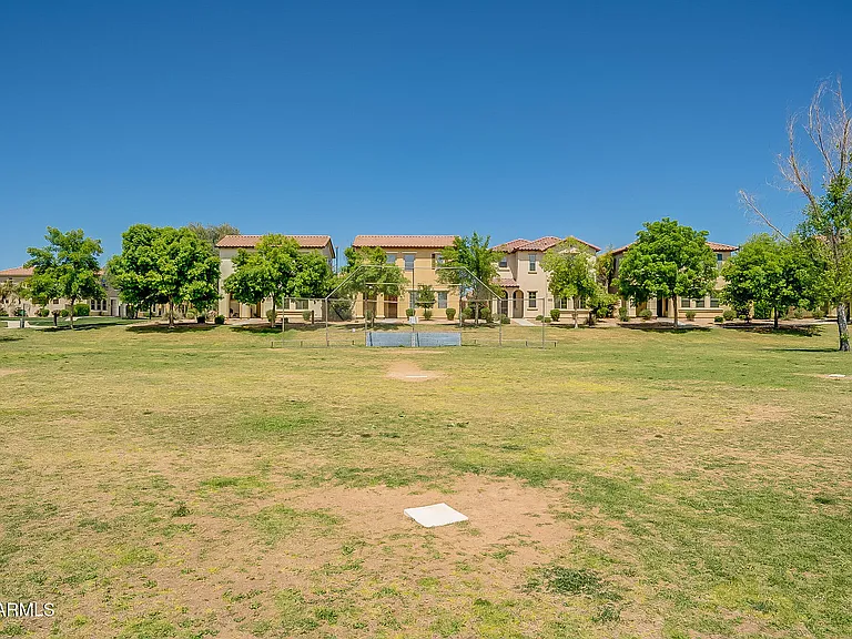 4711 E Buckboard Ct — Photo 88