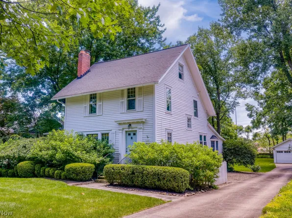 160 Aurora St, Hudson, OH 44236