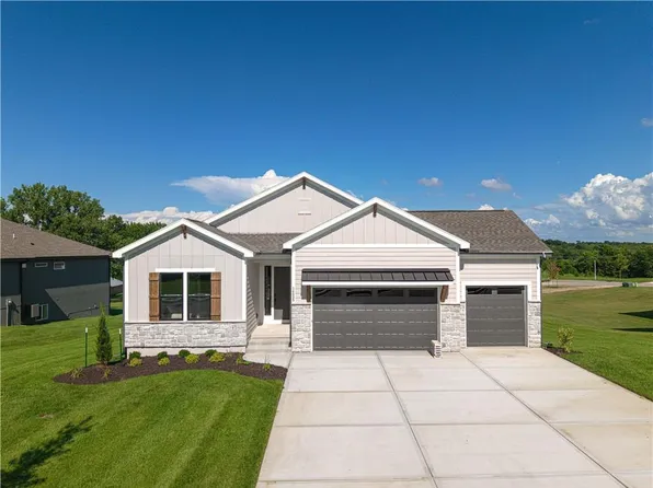 14535 S Dawson St, Olathe, KS 66061