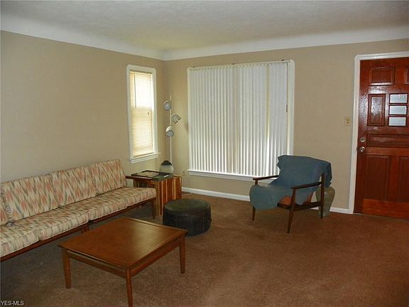 4th image of 8510 Deerfield Dr