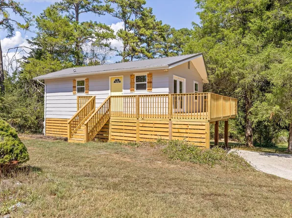 1728 Santa Barbara Cir, Soddy Daisy, TN 37379
