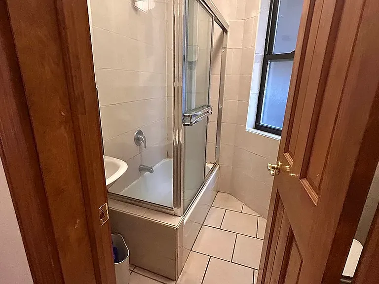 146 W 10th St #3U — Photo 5
