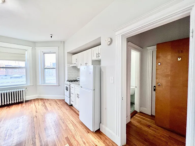 1330 Commonwealth Ave #26 — Photo 19
