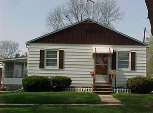 1202 Magnolia Pkwy, Waterloo, IA 50701