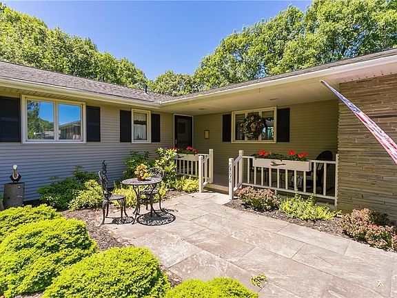 2nd image of 6796 Ann Lee Dr