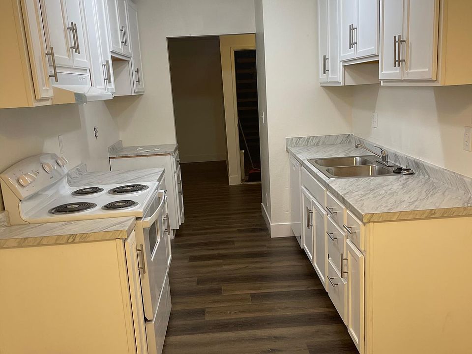 1st image of 2701 E La Palma Ave #16