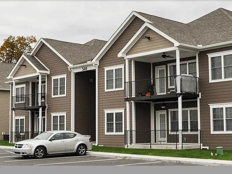 Sterling Ridge Apartments — Photo 18
