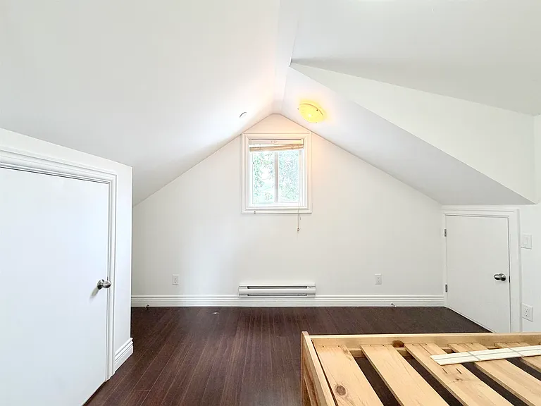 7456 Humm St #LANEWAY HOUSE — Photo 5
