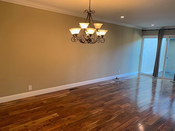 4th image of 2403 Hastings Dr