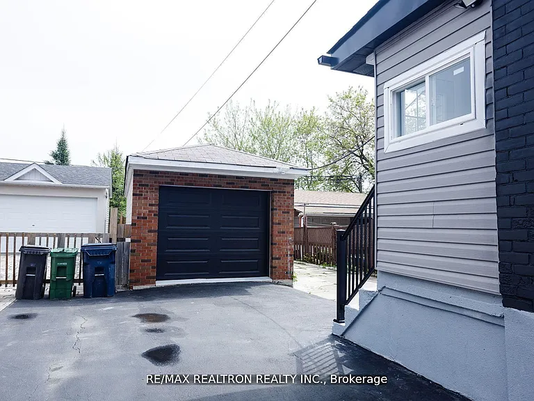 77 Hatherley Rd — Photo 31