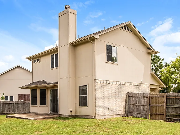 21013 Godolophin Ct — Photo 17