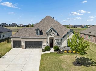 1223 Eagle Glen Pass, Gunter, TX 75058
