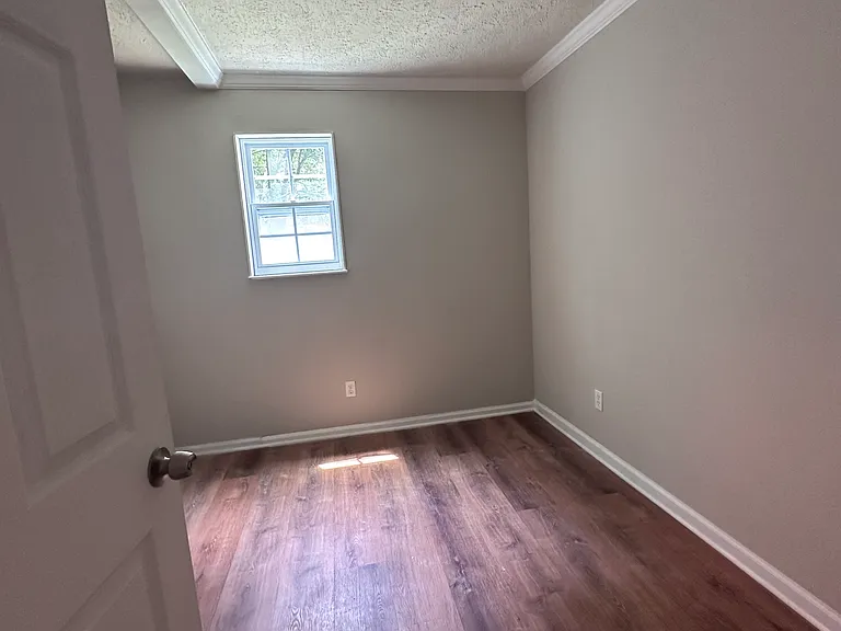 5172 Williams Rd #B — Photo 5