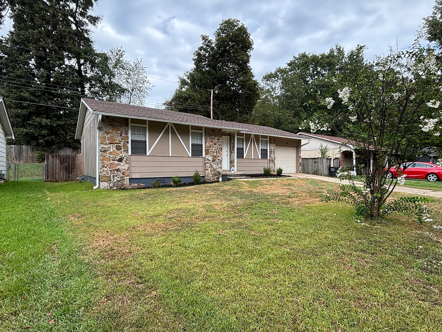 4 Woodbriar Ct Jacksonville AR 72075 — Photo 2