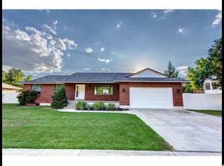 11634 S Player Rd, Sandy, UT 84092