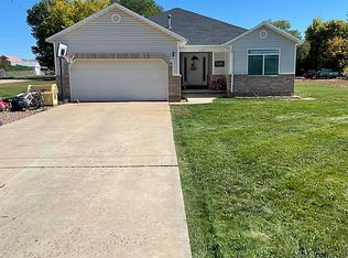 6782 N 10900 E, Lapoint, UT 84039