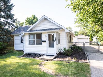 217 W 3rd Ave, New Lenox, IL, 60451