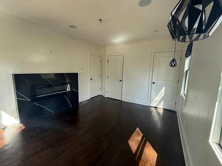1232 Almont Dr SW — Photo 20