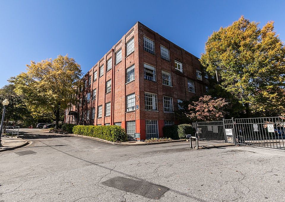 1st image of 111 N Marietta Pkwy NE #B212