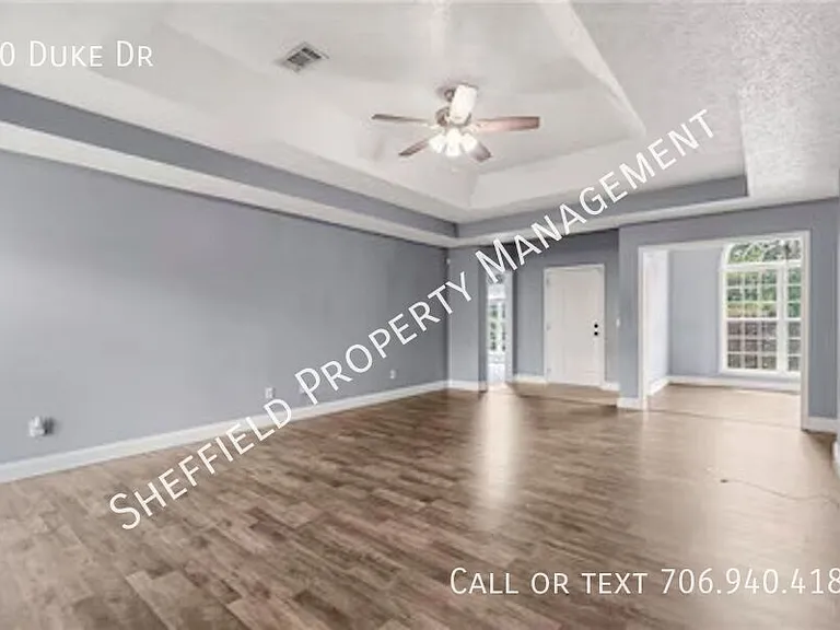 60 Duke Dr — Photo 3