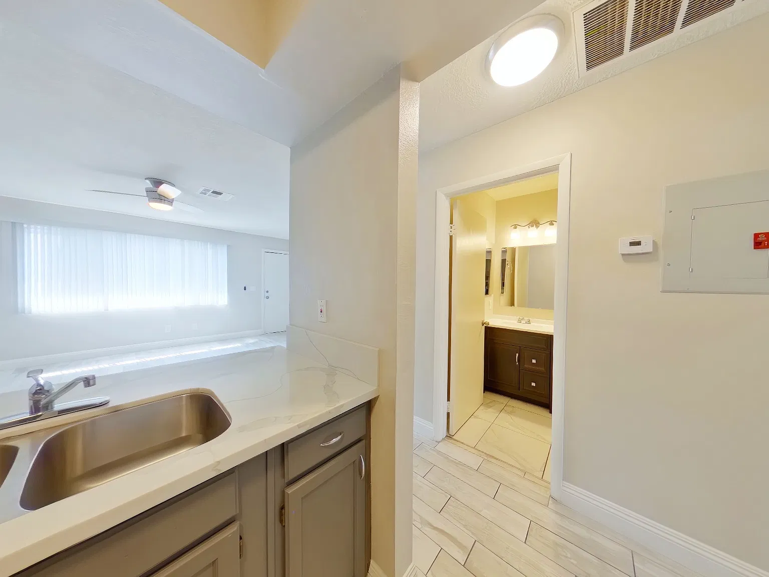 1640 Athol Ave — Photo 4