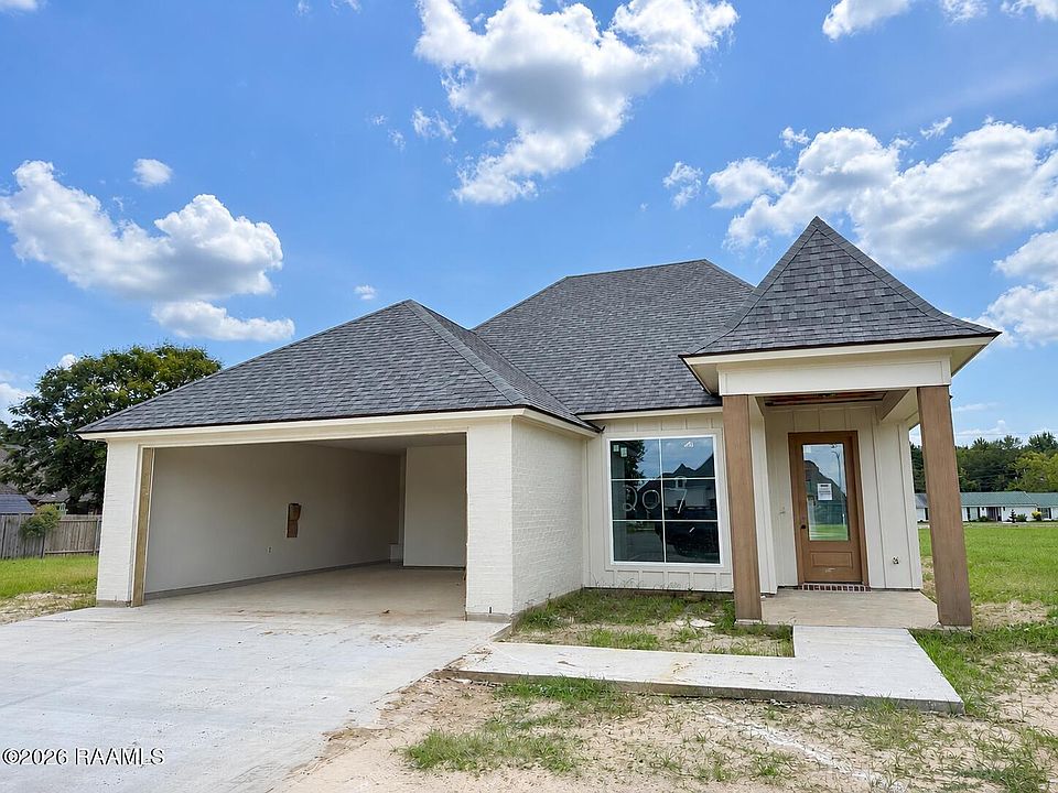 1st image of 207 Commons Dr