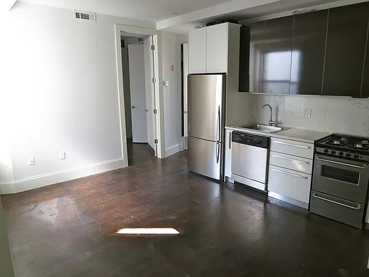 Rented by Nooklyn NYC LLC | media 29