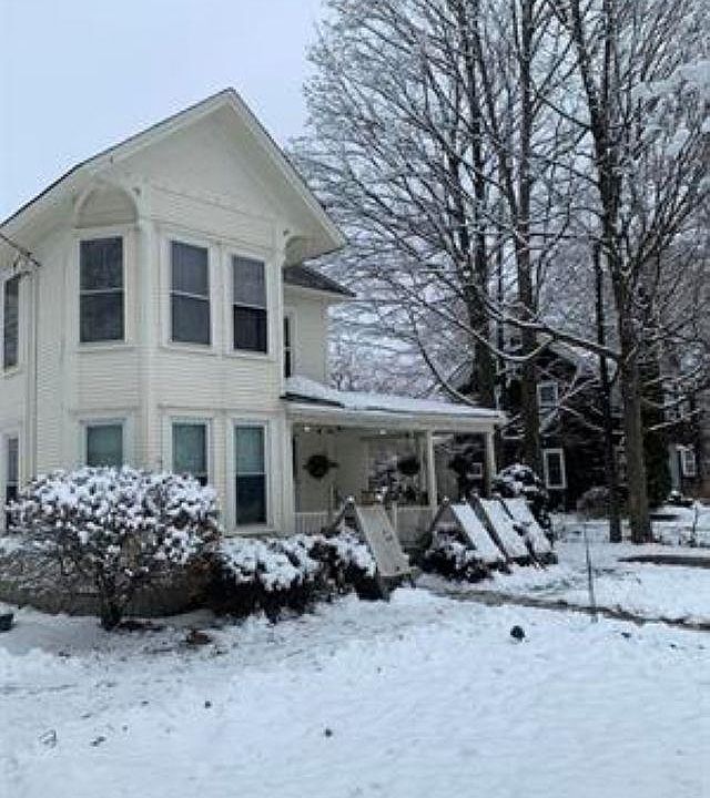 1st image of 350 Main Street