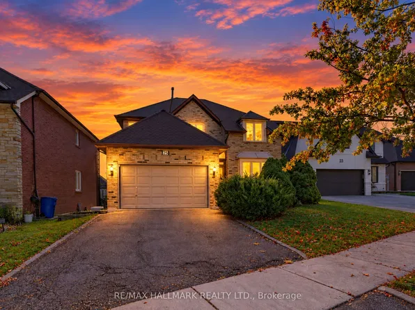 25 Cygnus Dr, Richmond Hill, ON L4C 8P1