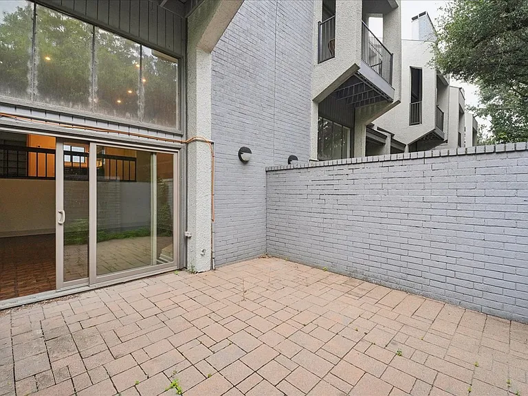 3618 Gillespie St #108 — Photo 19